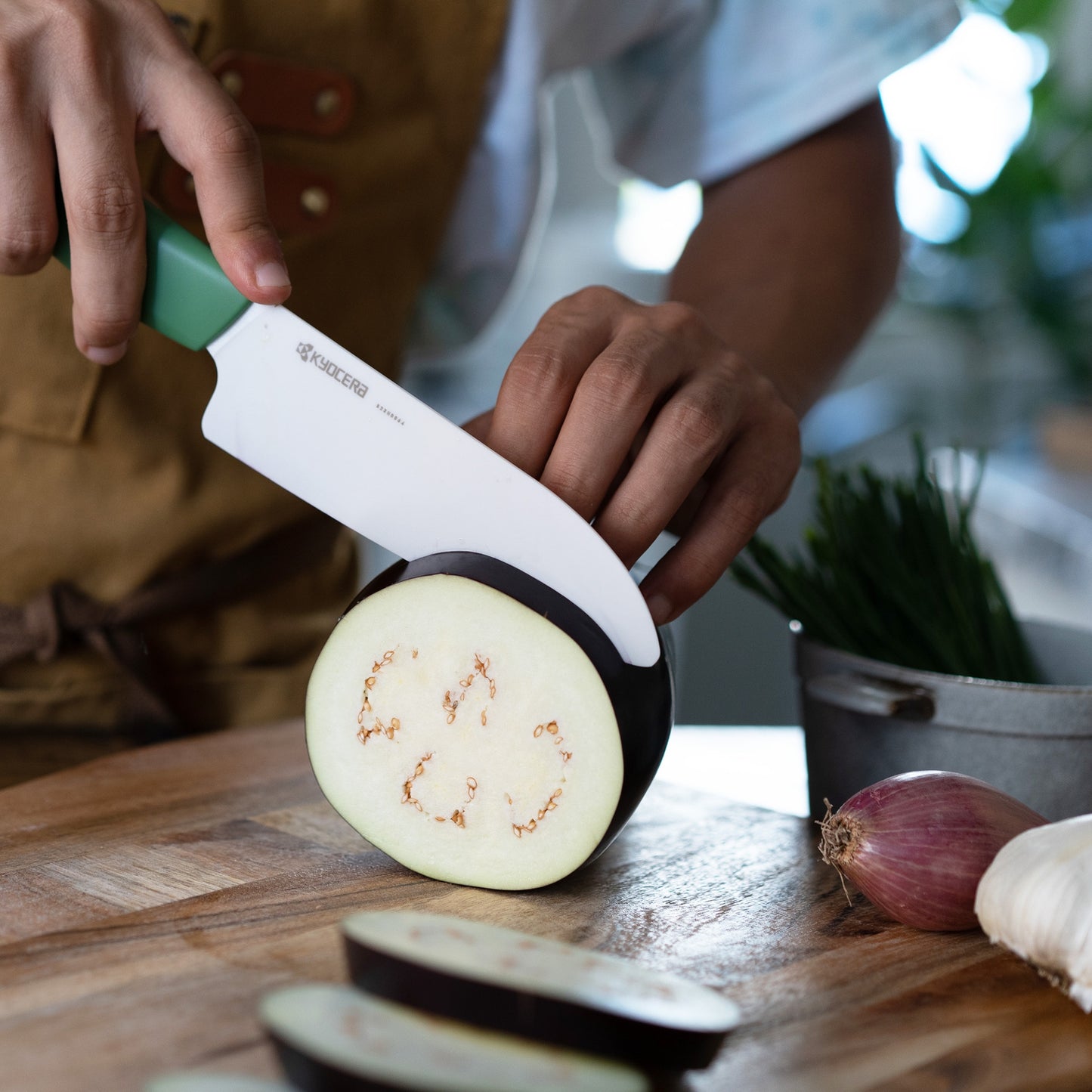 Kyocera Limited Edition Ceramic Knife Set 5.5" Santoku & 4.5" Utility - Botanical Green