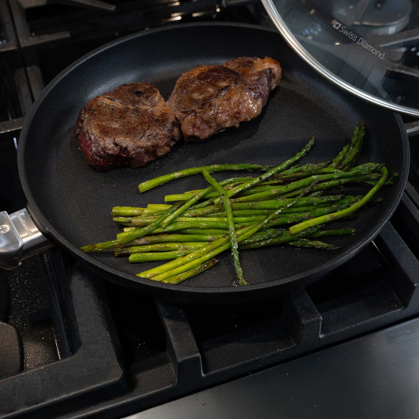Swiss Diamond CXD Induction Fry Pan with Lid (11 inches)