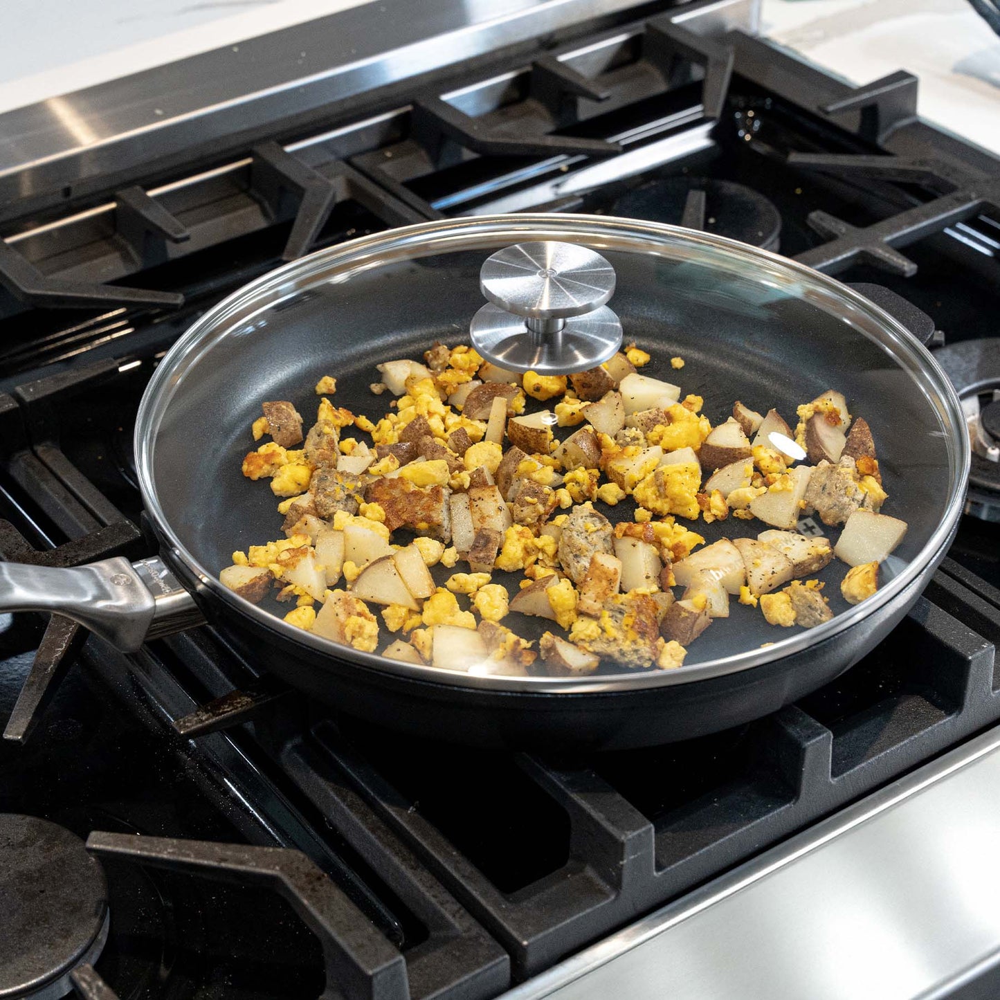 Swiss Diamond CXD Induction Fry Pan with Lid (12.5 inches)