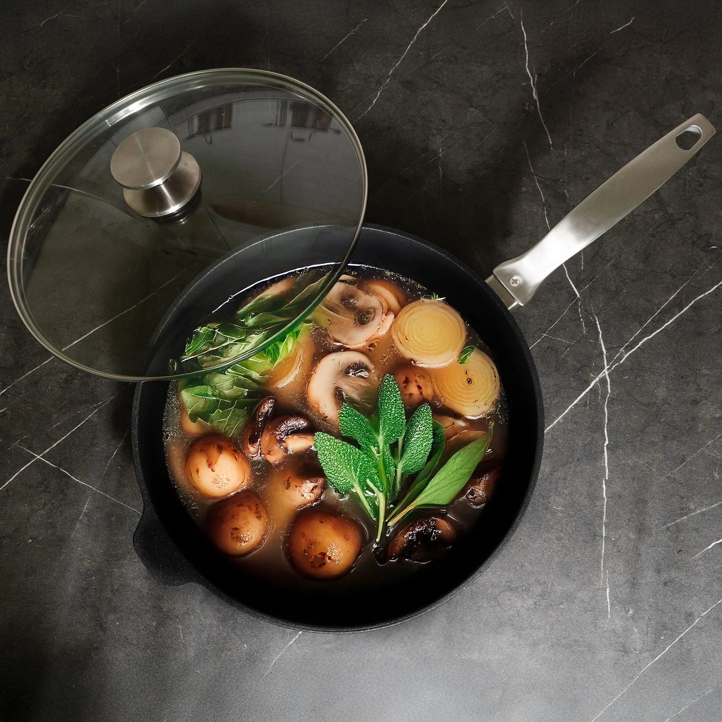 Swiss Diamond CXD Induction Saute Pan with Lid (4.3 Qt)