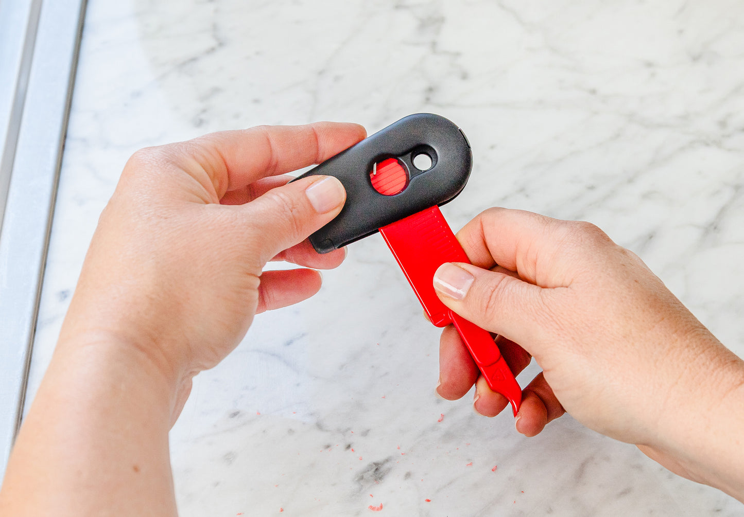 Cleana Cleaning Scraper (7 colors)