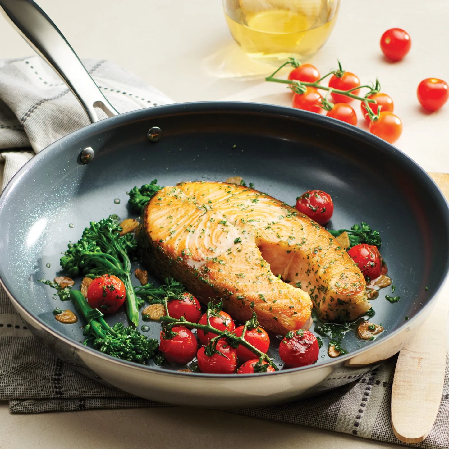 Tramontina Tri-Ply Clad Stainless Steel Ceramic Frying Pan (12")