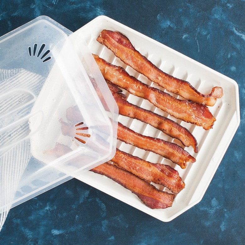Nordic Ware Microwaveable Compact Bacon Tray with Lid