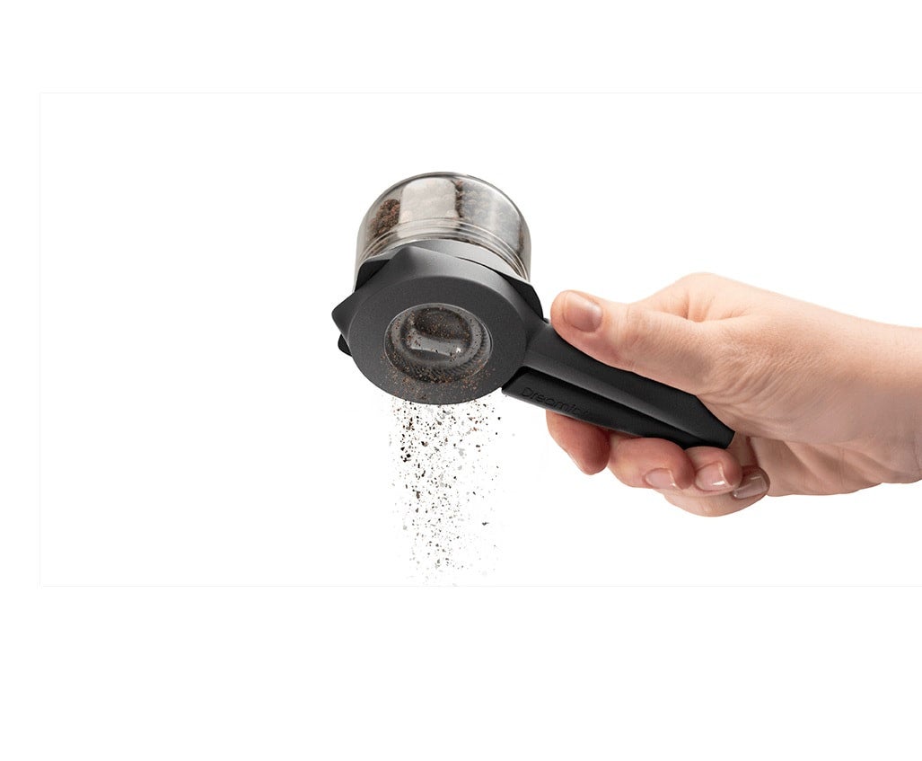 Ortwo Lite Pepper Grinder - Black