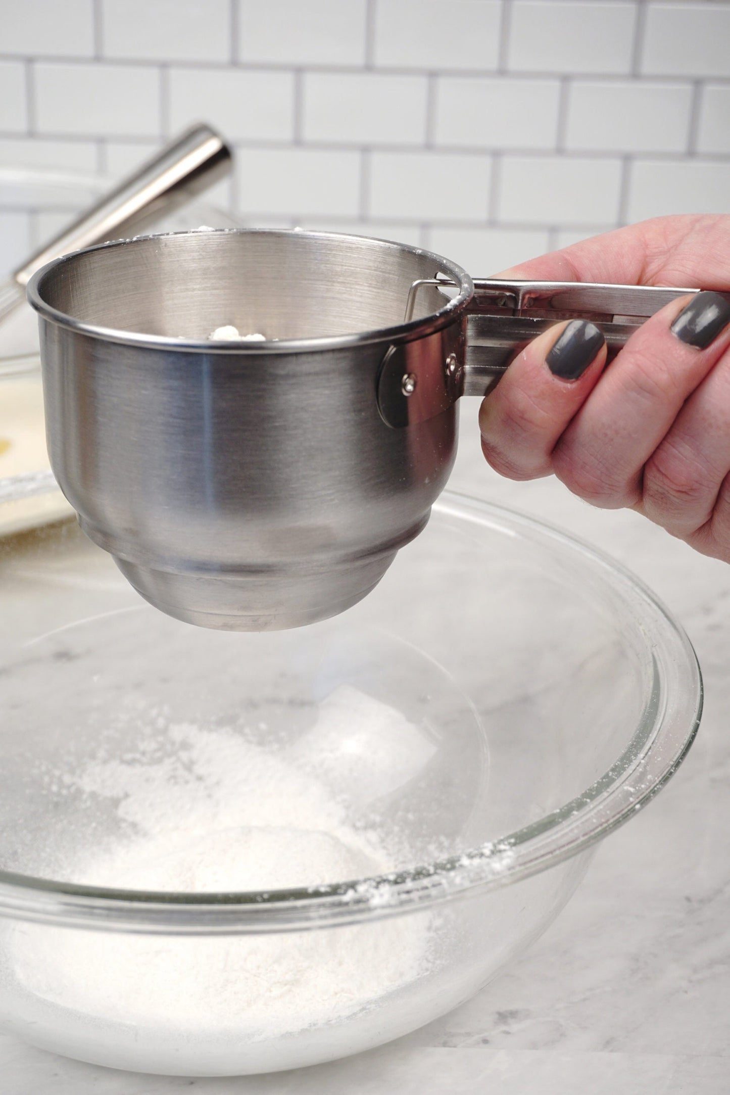 1-Cup Vintage Sifter