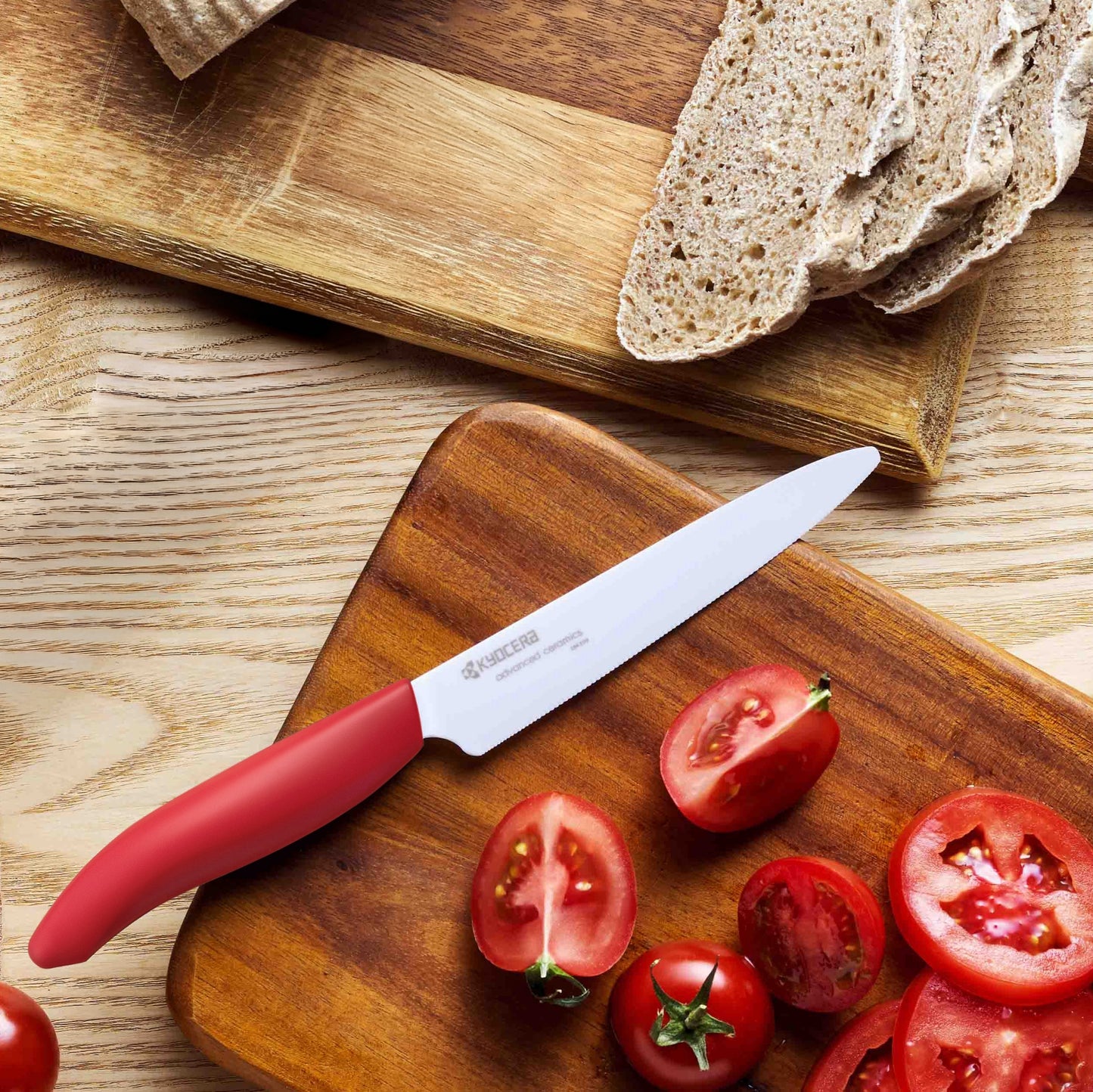 Kyocera Revolution Ceramic 5" Micro Serrated Tomato & Bread Knife
