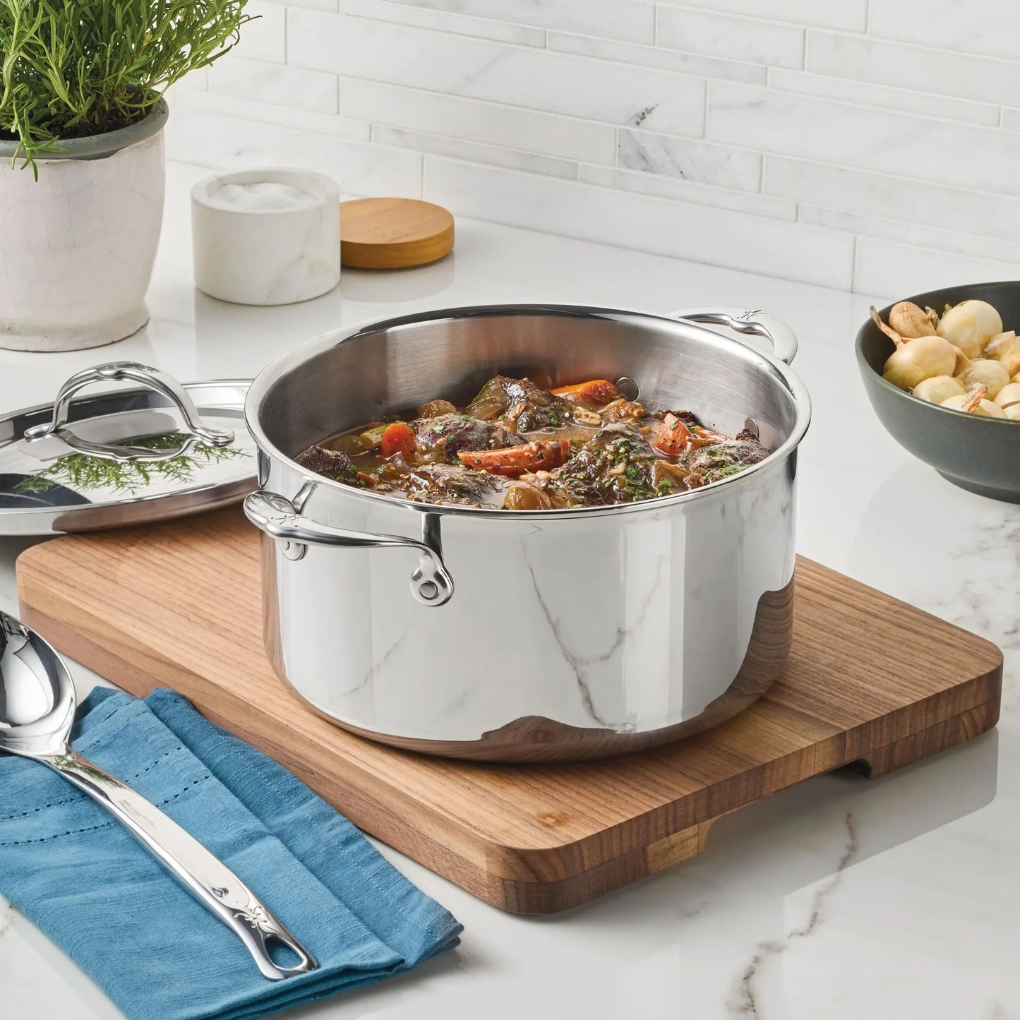 Hestan ProBond Luxe Stainless Steel Clad Stockpot (6-Quart)