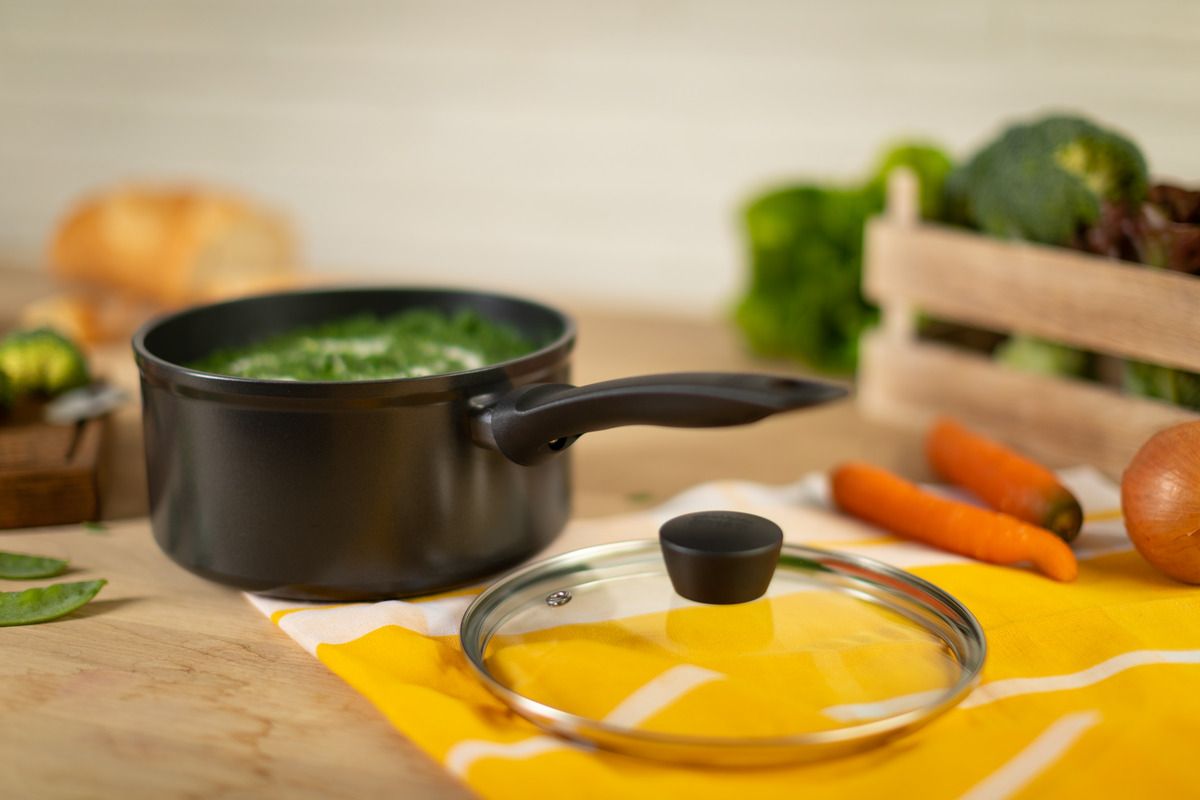 Kuhn Rikon Easy Sauce Pan (1.6 Quart) (RAINCHECK)