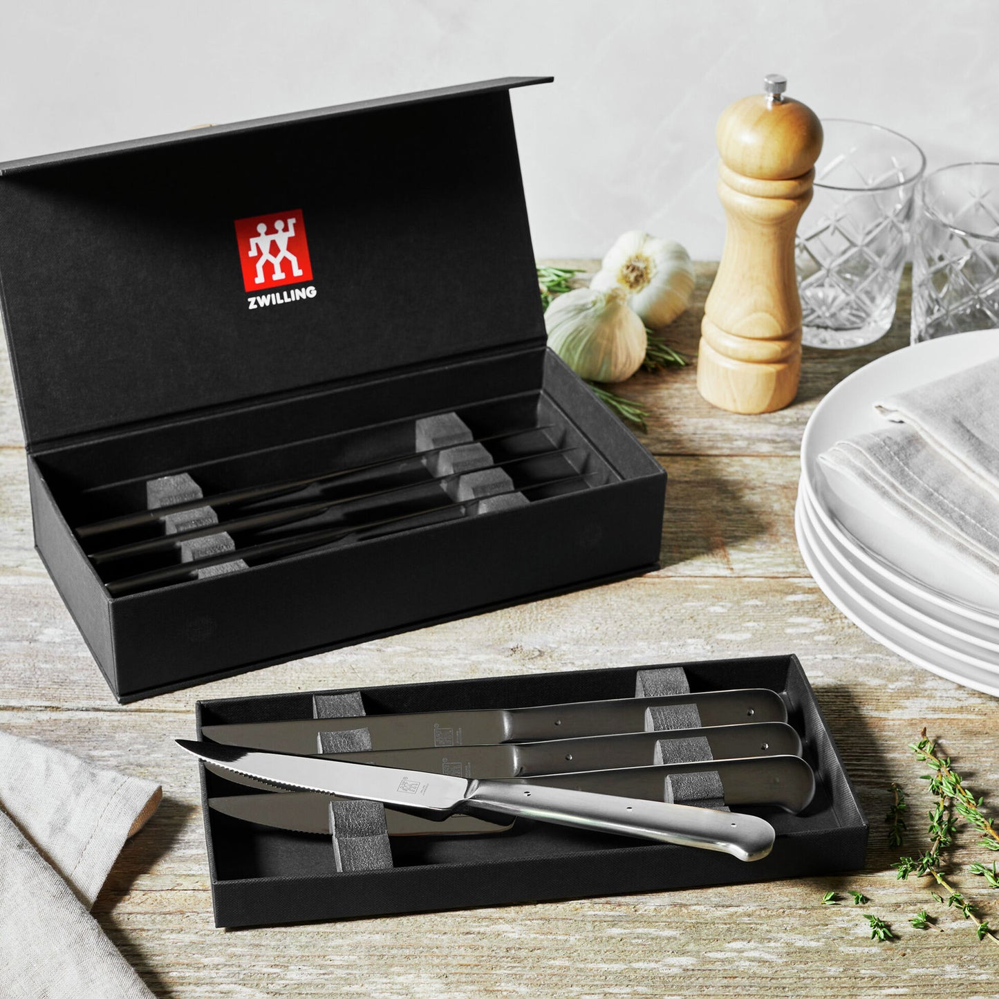 Zwilling 8-Piece Stainless Steel Porterhouse Steak Knife Set