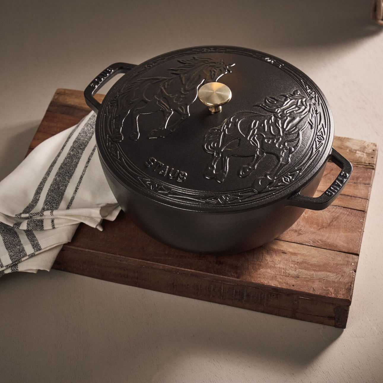 Staub Cast Iron 5.25 Qt. French Oven & Horse Lid (2 colors)