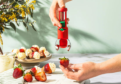 Hullapit: Berry Huller & Pitter