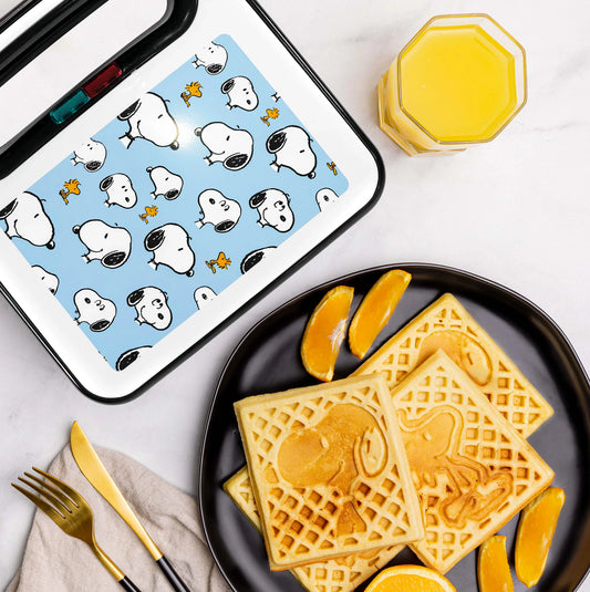 Snoopy & Woodstock Peanuts Square Waffle Maker