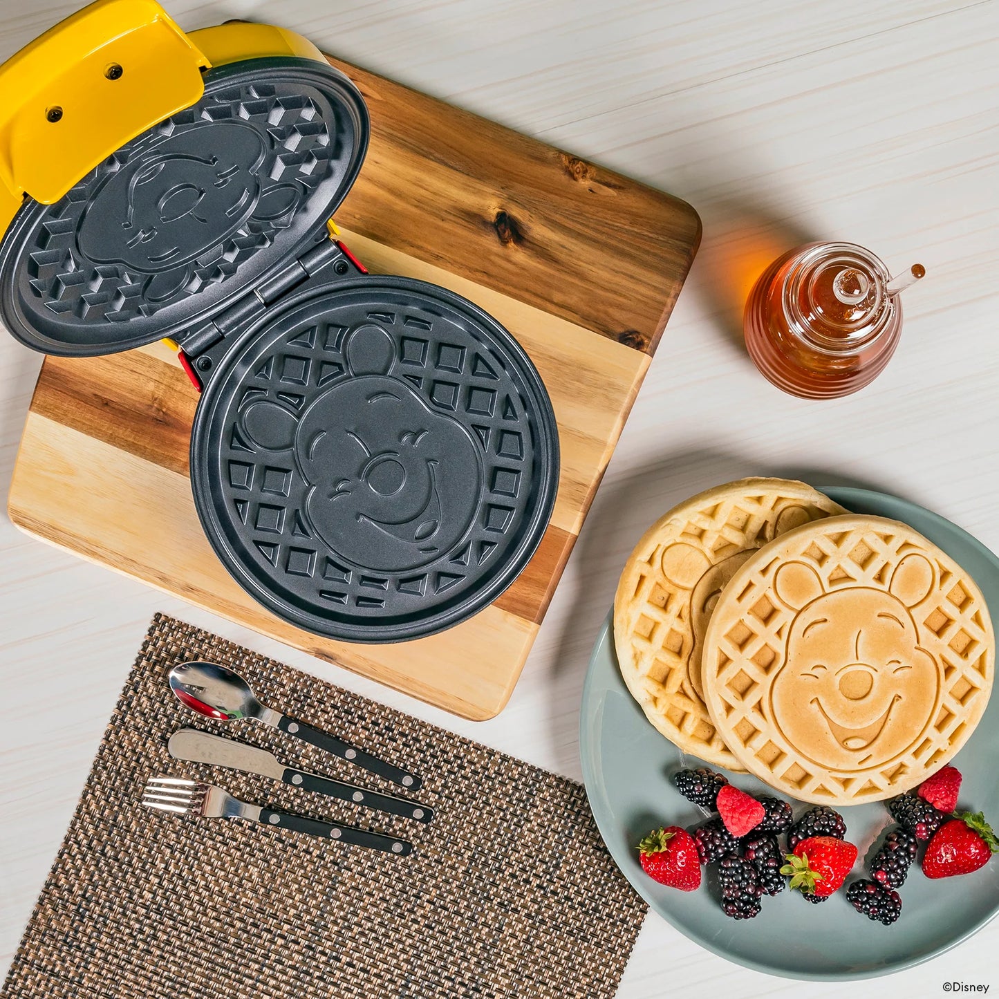 Disney Winnie the Pooh Waffle Maker